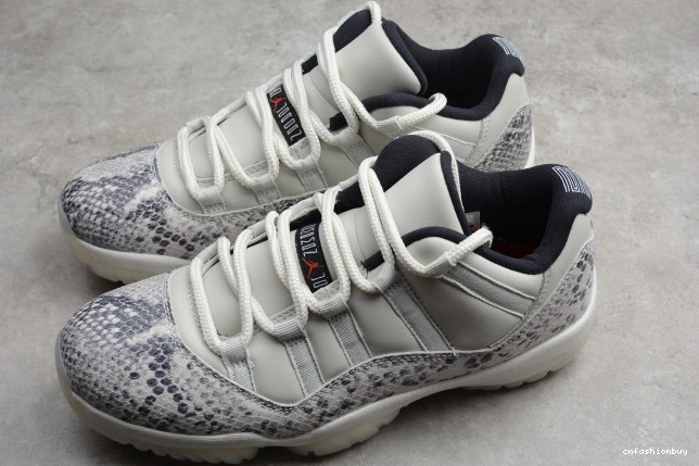 SE Light Jordan Bone Air CD6846-002 Low 11 Snake 0922